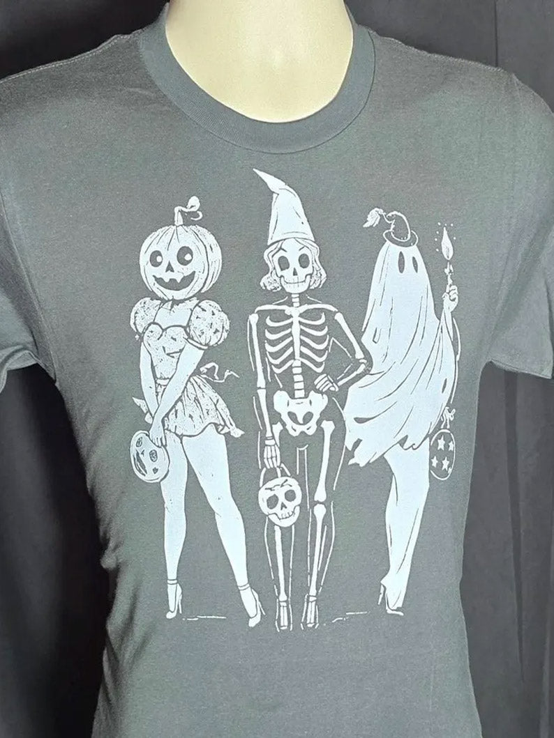 Halloween T-Shirt - Sexy Ghost/Costumes